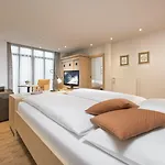 Aktivhotel Schweizerhof Szálloda 4*