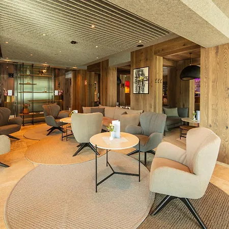 Otel Aktivhotel Schweizerhof 4*