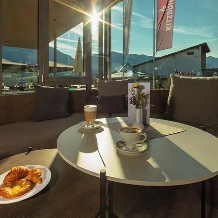 Aktivhotel Schweizerhof קיצביהל